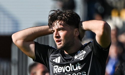 Martin Baturina doživio neugodno iznenađenje: Fabregas povukao neočekivan potez i pogodio