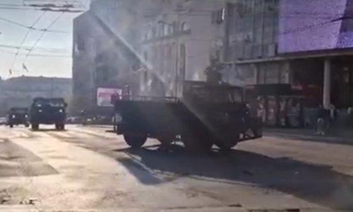 VIDEO Specijalna vozila za razbijanje prosvjeda stigla u središte Beograda: Snimljena i velika kolona