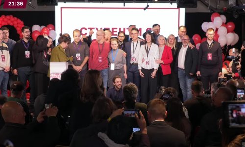 Veliko slavlje u stožeru Studentske liste nakon Vučićeva priznanja poraza: 'Nikad više tirani!'