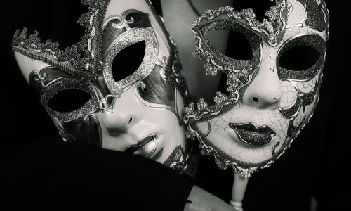 Tko će skinuti masku? Sing It Back Masquerade Special stiže na zagrebački rooftop