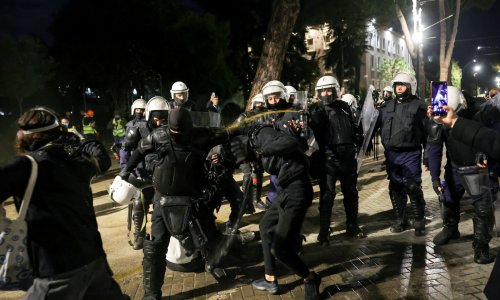 Albanija drastičnim mjerama suzbija prosvjede: Za sudjelovanje uvedena paprena novčana kazna