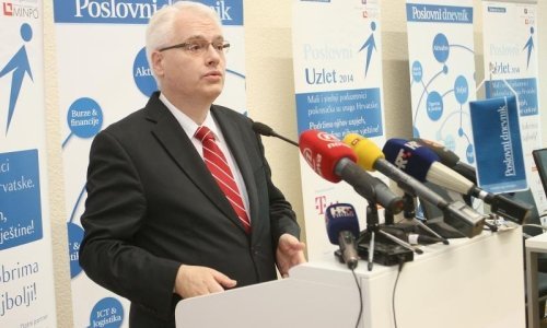 Josipović spočitao Kolindi članstvo u Trilaterali