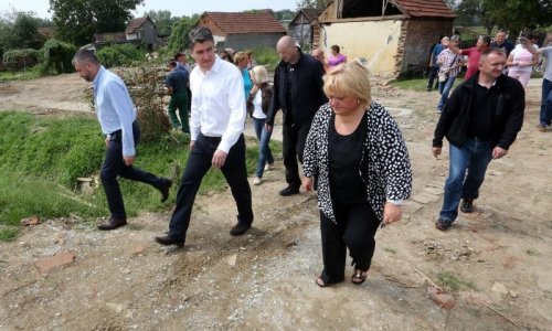Kaos s papirologijom za obnovu, ima lažnih prijava