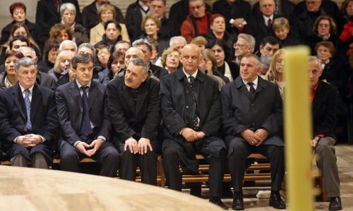 Tko je smjestio Rahimu Ademiju?