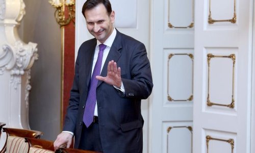 'Premalo je zastava, dućani rade i to je loše'