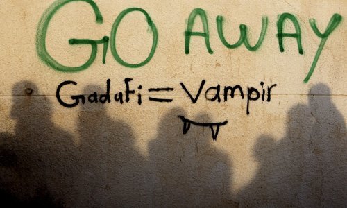 Gadafi mobilizira maloljetnike