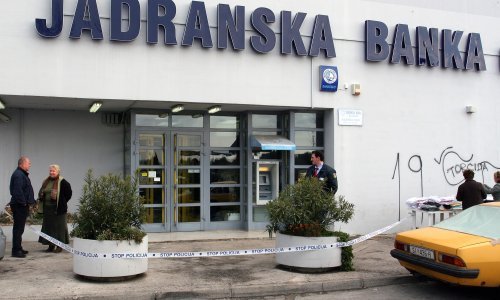 Rok za obvezujuće ponude za Jadransku banku produžen do 9. svibnja