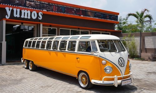 U ovaj hipi minibus stane cijela komuna!