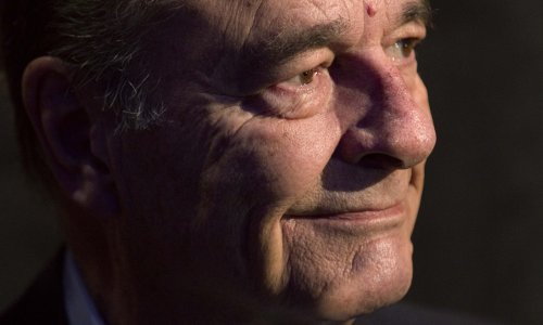 Jacques Chirac u bolnici zbog plućne infekcije