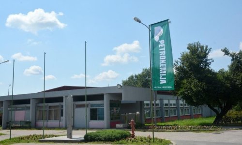 Vlada dala suglasnost i jamči Petrokemiji za kredit HBOR-a