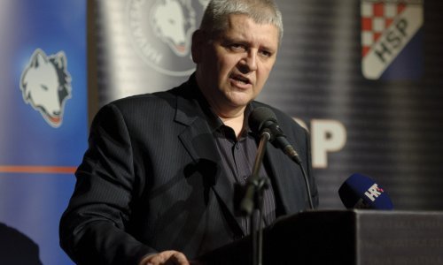 Manolić laže, ja sam '91. bio anonimac, a on gospodar represivnog aparata