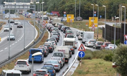 Stiglo nevrijeme, u Istri kolaps na cestama i zastoj na Dalmatini