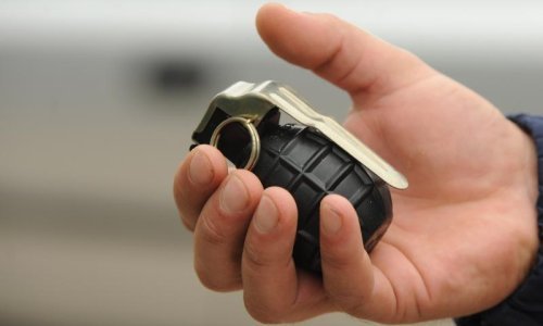 Bačena bomba u dvorište dječjeg vrtića i Udruge Roma