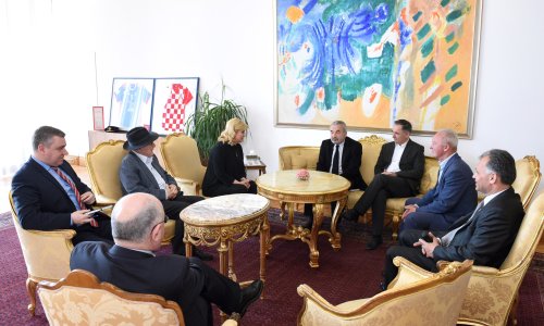 Grabar Kitarović nije smekšala Židove, u Jasenovcu tri komemoracije