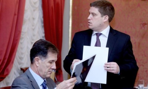 HAC diže novi kredit, Butković pretresa uskrsnice