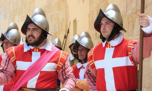 Papa će imenovati izaslanika koja će voditi Malteški red
