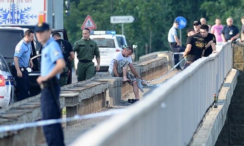 Policija odgovorila muškarca da skoči s Mosta mladosti