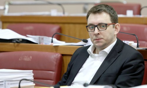 Glavašević pozvao Plenkovića da učini svijet boljim i smijeni Barišića