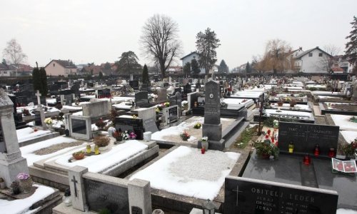 Slovenski pogrebnik osumnjičen za pogrebe s urnom bez pepela