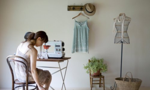 Od starih hlača do nove haljine