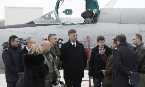 Plenković nije služio vojni rok