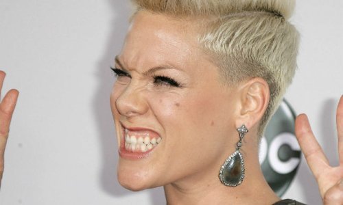 Pjevačicu Pink baš briga koliko ima kilograma