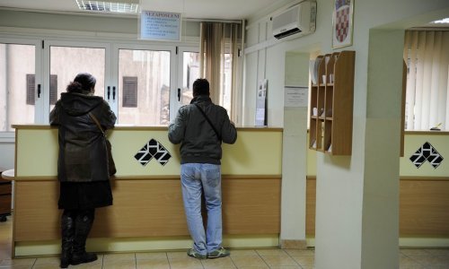 Nezaposlenost u Hrvatskoj pala, ali i dalje među najvišima u EU