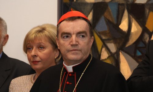 Bozanić za Uskrs pozvao na promicanje mira i spremnosti na opraštanje