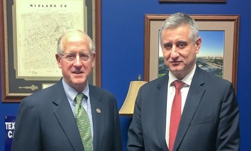 Novi biznis: Znamo što je Karamarko kuhao u SAD-u