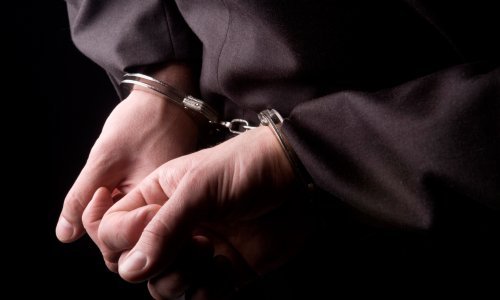 Pritvoren bračni par koji je prevario starca u Gvozdu