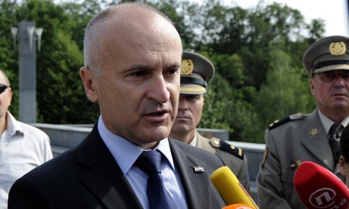 Matić: Thompson je trećerazredni pjevač, Glogoški licemjer, a HDZ se boji zvižduka u Kninu
