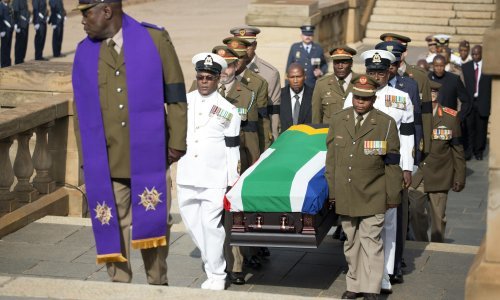 Mandelin dugi put privodi se kraju