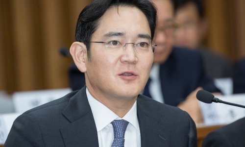 Nakon desetak uhićenih sud u lovu na Samsungovog šefa