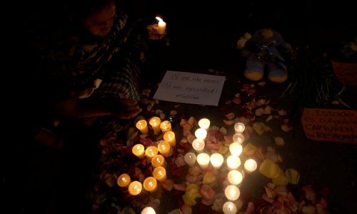 Trideset i četiri djevojke izgorjele zaključane u domu