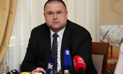 Ide se u izradu zakona koji će regulirati nepoželjnu komunikaciju na internetu