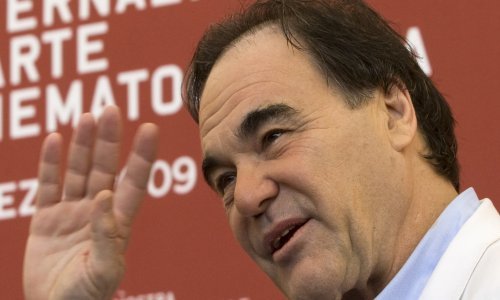 Oliver Stone u Sarajevu: 'Moramo se boriti protiv želje za vojnim nadmetanjem'