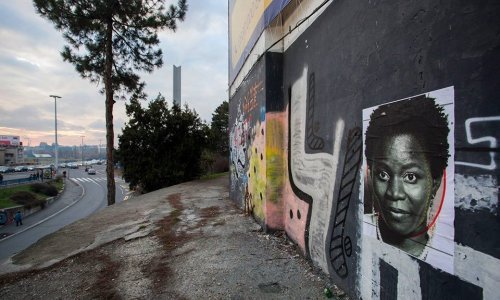 Portreti tražitelja azila istaknuti u javnosti