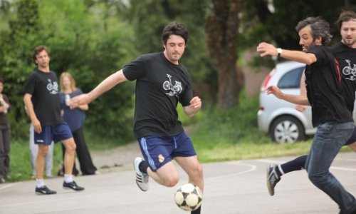 Pisci i Pipsi skupljaju knjige za poplavljena područja