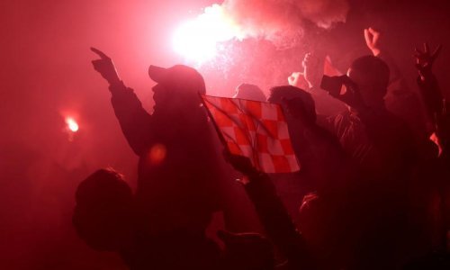 Brutalan obračun u Zagrebu: Bakljom htjeli zapaliti navijača!