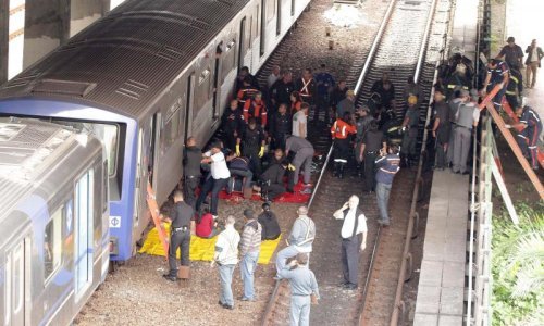 Sudar vlakova u metrou, 170 ozlijeđenih