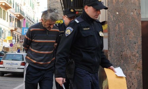 Bivši pravosudni policajac tvrdi da su prijetnje i iznuda bile šala