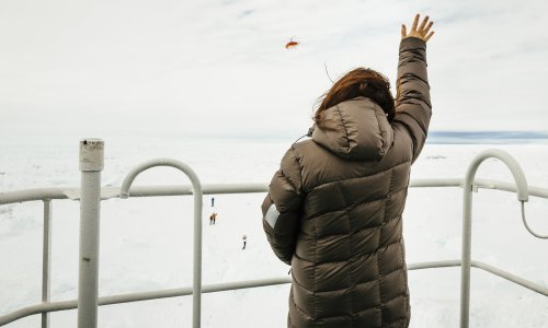 Ipak počelo spašavanje putnika s broda na Antarktici
