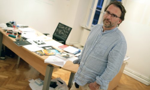 Hribar: Rado se povlačim. To je toksična i maligna situacija