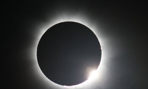 Uskoro stiže rijetka hibridna pomrčina Sunca