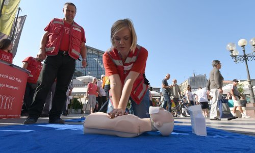 Da se nađete u takvoj situaciji, biste li znali nekome pružiti prvu pomoć?