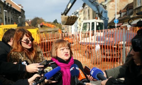 Britanac, Cvjetni trg i park na Savici - primjeri agresije na grad