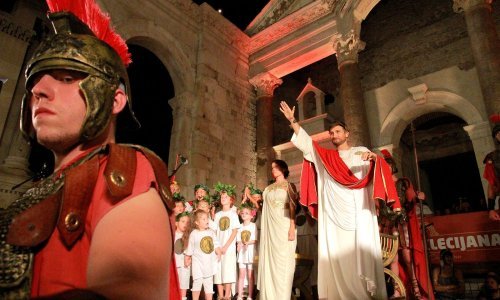 Noći Dioklecijana očarale Split