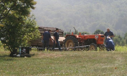 Poginuo četverogodišnjak, njegov brat teško ozlijeđen