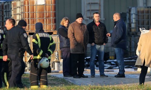 Vatrogasci opet spasili biznis Bedeu, Gopcu i Vukojeviću