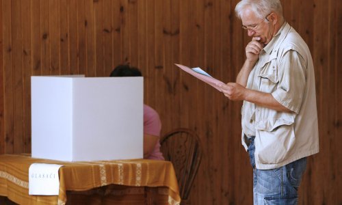 Švicarci na referendu odbacili ideju o ukidanju TV pretplate, veliki poraz desnih populista